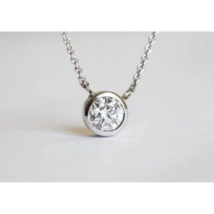 1.5 Ct Solitaire Diamond Bezel Set Pendant With
